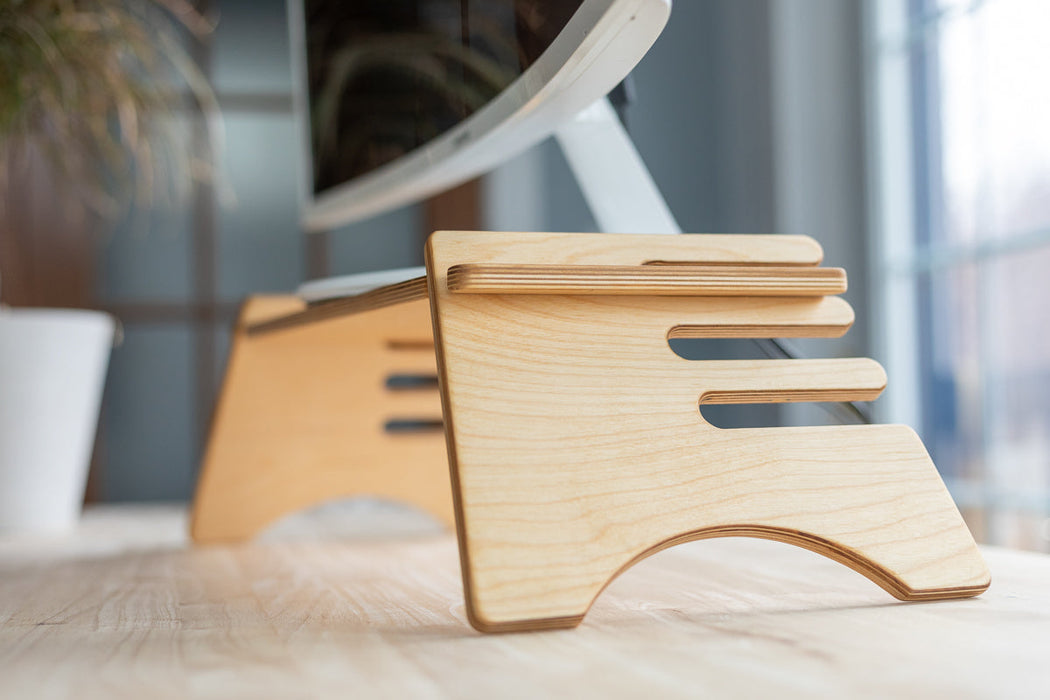 Support en bois pour écran d’ordinateur