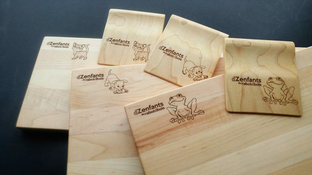 L’ensemble couteau et planche à découper en bois pour  enfant